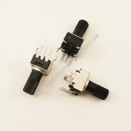 Резистор переменный R0902N 100 КОм 3pin вертикальный