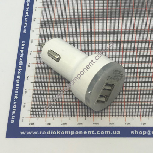 Зарядка автомобильная 2 USB/2.1A/1A белая