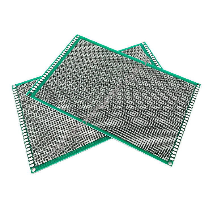 Макетная плата двусторонняя 90х150 мм с металлизацией отверстий шаг 2 мм