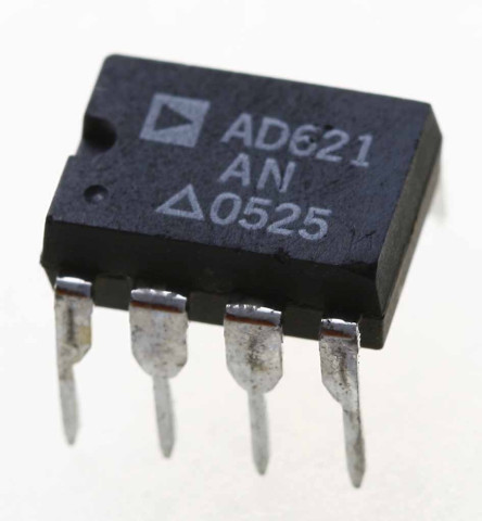 AD621AN