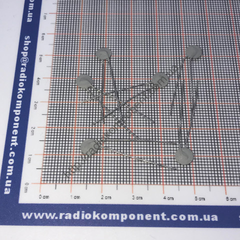 Capacitor KD-1-3 P33 8.2 pF ±0.5