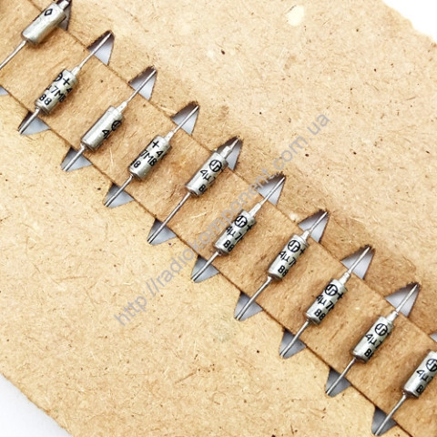 Capacitor K53-4 4.7 microfarad 6.3v 20%, niobium