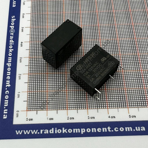 Relay HF33F/024-HST (24VDC)