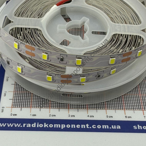 300W3528-12 (7000K-8000K) белая светодиодная лента smd3528, 1 метр