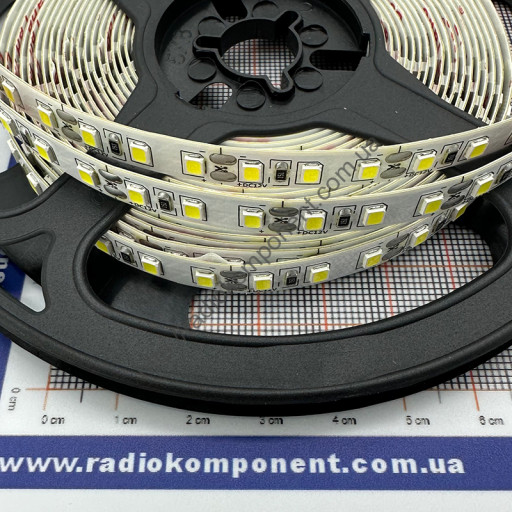 600W3528-12 (7000K-8000K) белая светодиодная лента smd3528, 1 метр